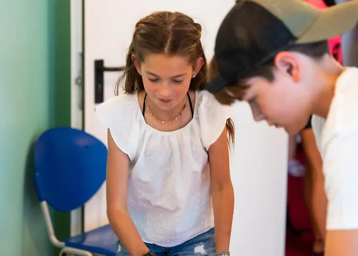 Olympus 4* كاوْرلي