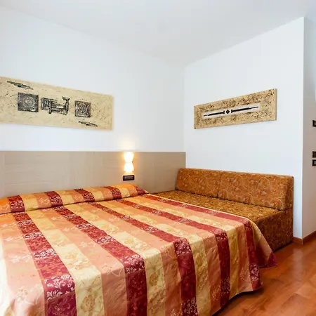 Olympus 4* Καόρλε