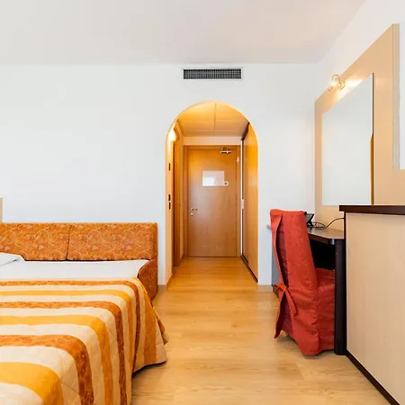 Olympus Hotel 4*
